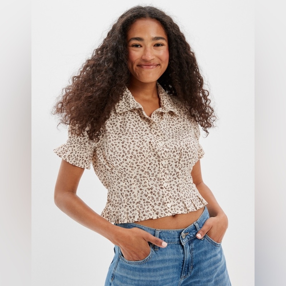 American eagle SHORT-SLEEVE BUTTON-UP SHIRT floral cottagecore cotton med